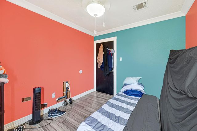 5638 Fairview Forest Drive, Houston, TX 77088