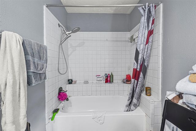 5638 Fairview Forest Drive, Houston, TX 77088