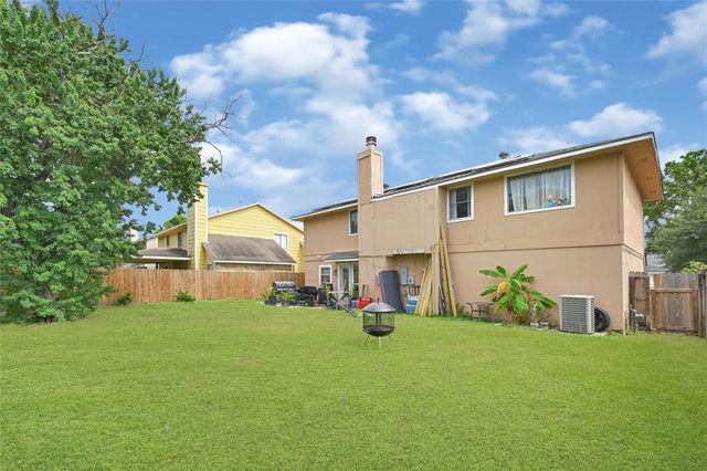 5638 Fairview Forest Drive, Houston, TX 77088