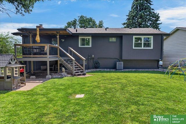 16058 Oak Street, Omaha, NE 68130