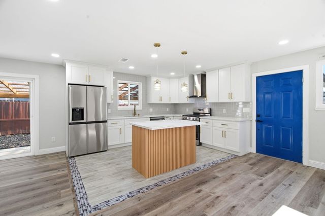 974 Ventura Ave, Livermore, CA 94551