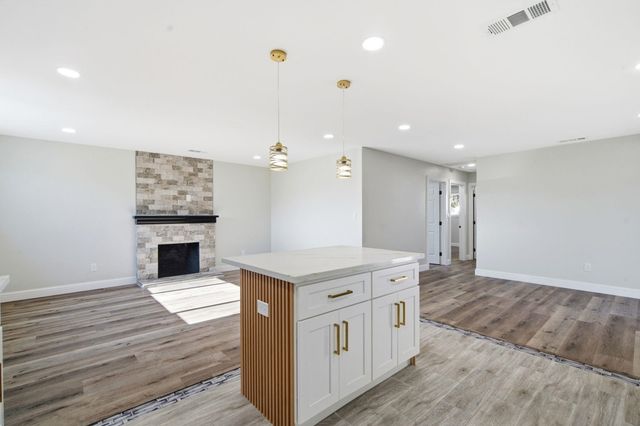 974 Ventura Ave, Livermore, CA 94551