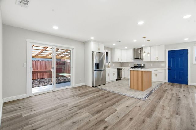 974 Ventura Ave, Livermore, CA 94551