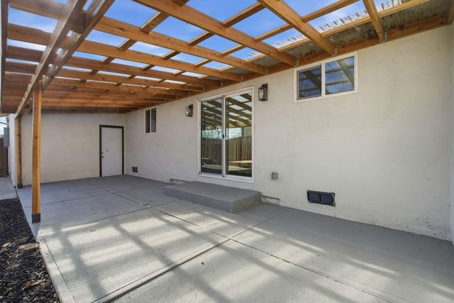 974 Ventura Ave, Livermore, CA 94551