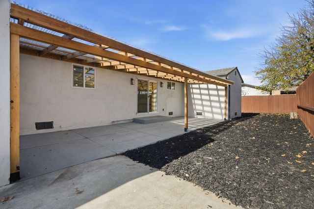 974 Ventura Ave, Livermore, CA 94551