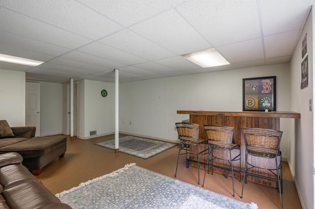 3 Chandler Drive, Atkinson, NH 03811