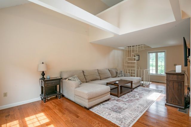 3 Chandler Drive, Atkinson, NH 03811