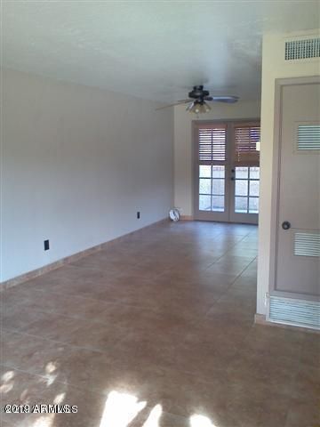 1302 E MARYLAND Avenue 5, Phoenix, AZ 85014