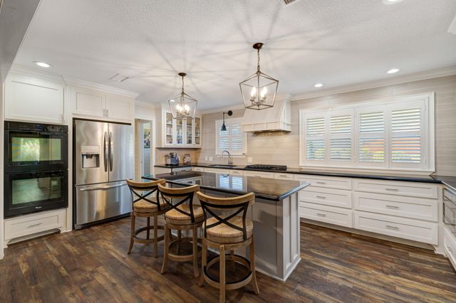 3202 Jamestown Rd., Hattiesburg, MS 39402