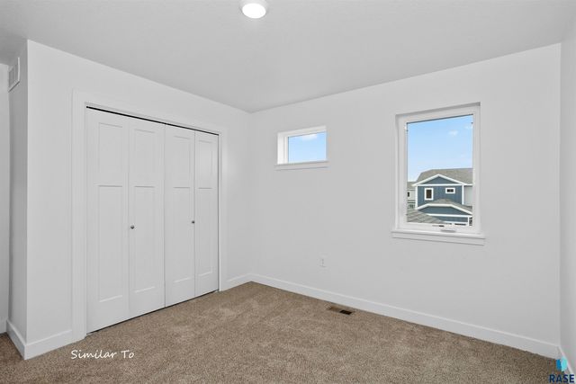 1271 N Marion Rd Unit 1, Sioux Falls, SD 57107