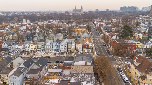 267 6th Ave W, Newark City, NJ 07107