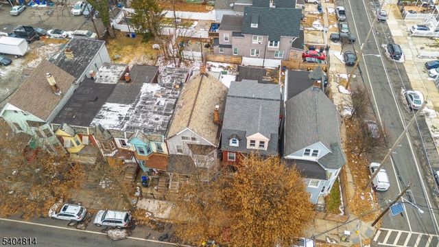 267 6th Ave W, Newark City, NJ 07107