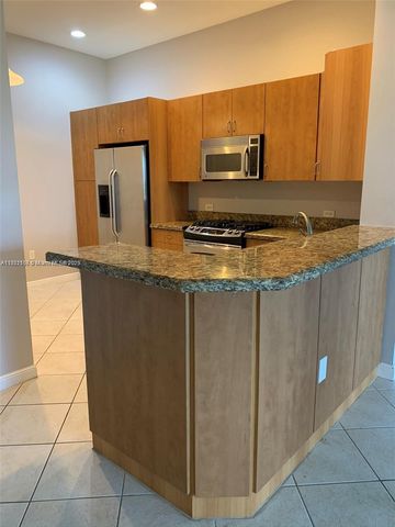 3020 NW 125th Ave 417, Sunrise, FL 33323