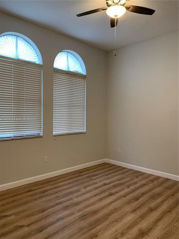 3020 NW 125th Ave 417, Sunrise, FL 33323