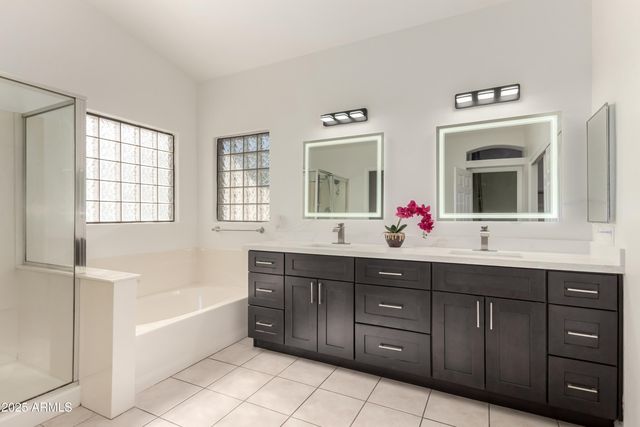 1625 E MONTOYA Lane, Phoenix, AZ 85024