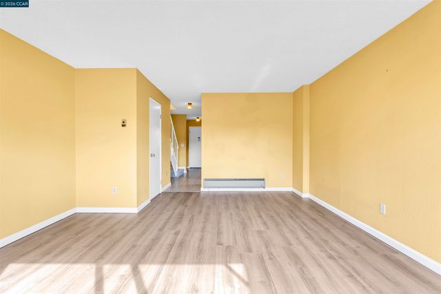 3161 Birmingham Dr 205, Richmond, CA 94806