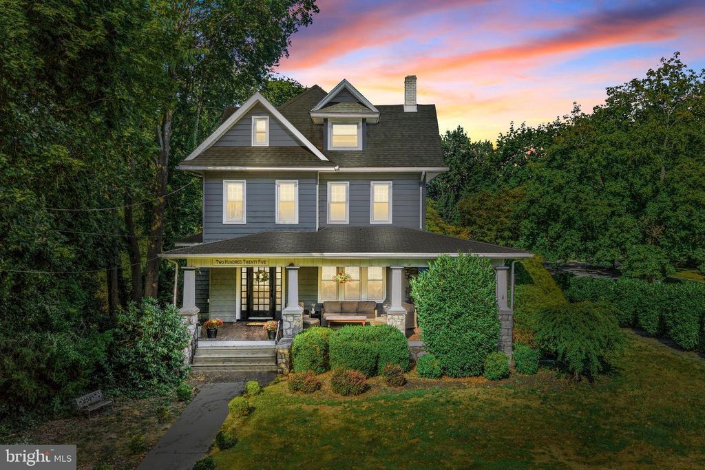 225 9TH AVE, Haddon Heights, NJ 08035