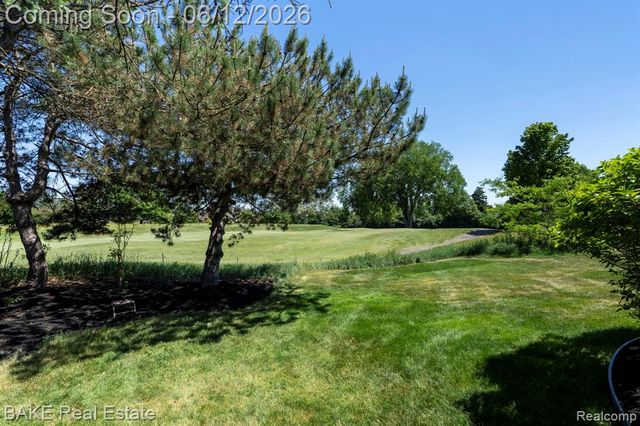 15396 Bay Hill Drive, Northville, MI 48168