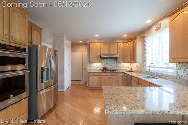 15396 Bay Hill Drive, Northville, MI 48168