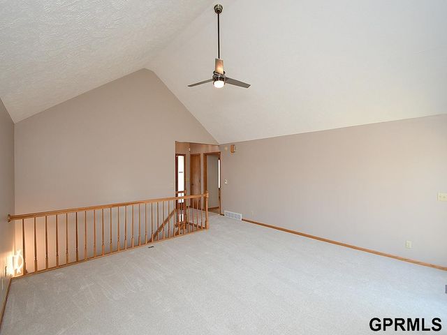 15065 Corby Street, Omaha, NE 68116