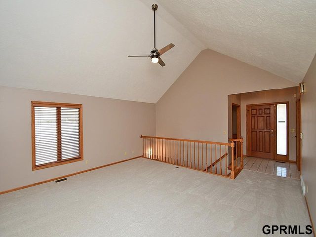 15065 Corby Street, Omaha, NE 68116