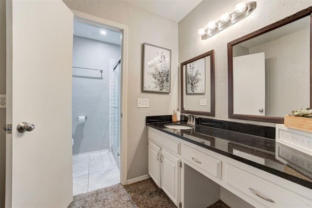 6601 Whispering Oak Drive, Edmond, OK 73034