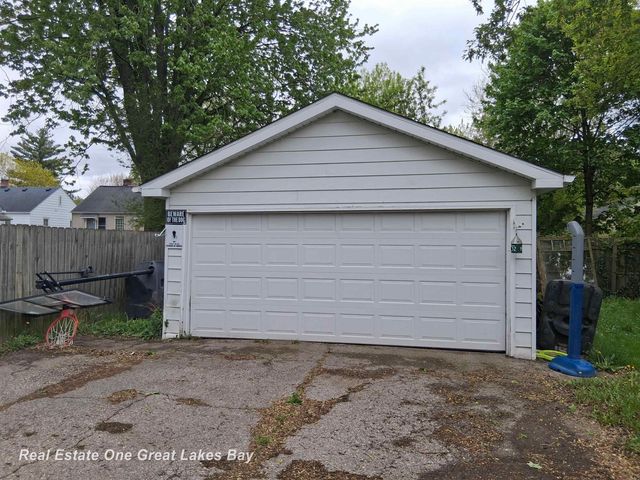 2329 Blake Street, Saginaw, MI 48602