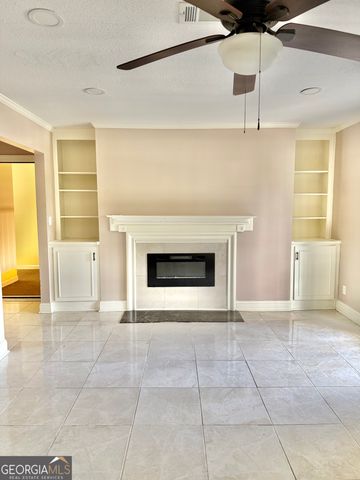 48 Le Parc Fontaine, Lithonia, GA 30038