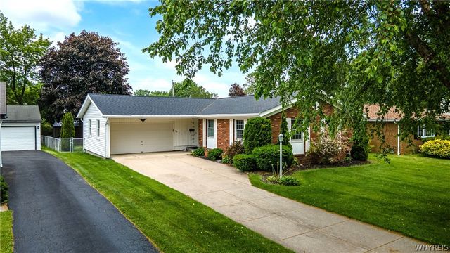 52 Bucyrus Drive, Amherst, NY 14228
