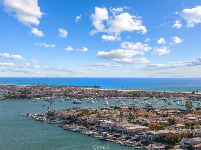 2411 Bayshore, Newport Beach, CA 92663