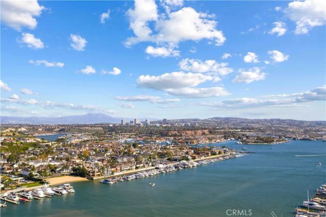 2411 Bayshore, Newport Beach, CA 92663