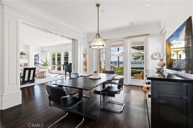 2411 Bayshore, Newport Beach, CA 92663