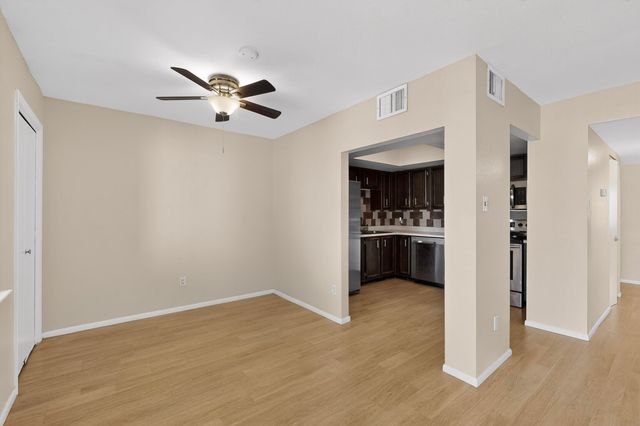 921 Country Club Drive SE APT H, Rio Rancho, NM 87124