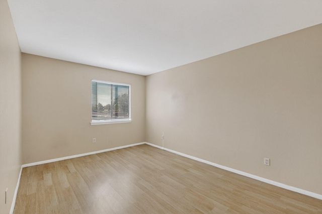 921 Country Club Drive SE APT H, Rio Rancho, NM 87124