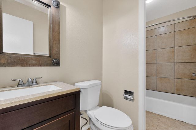 921 Country Club Drive SE APT H, Rio Rancho, NM 87124