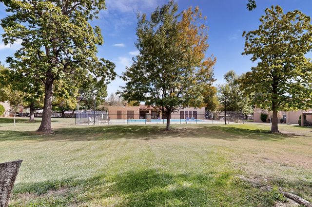 921 Country Club Drive SE APT H, Rio Rancho, NM 87124