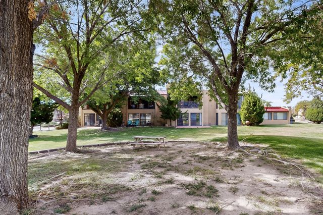 921 Country Club Drive SE APT H, Rio Rancho, NM 87124