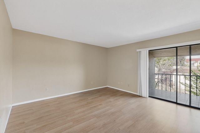 921 Country Club Drive SE APT H, Rio Rancho, NM 87124