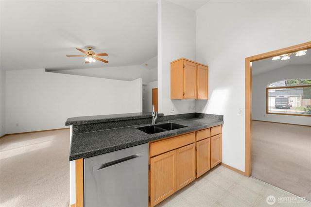 16520 85th Avenue Ct E, Puyallup, WA 98375