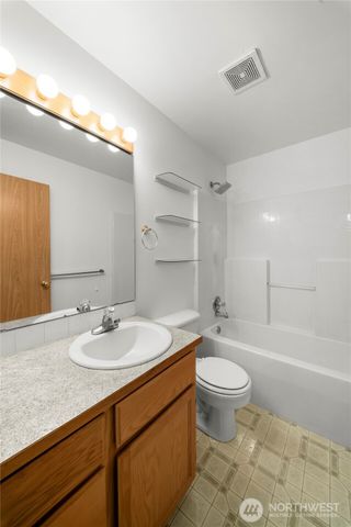 16520 85th Avenue Ct E, Puyallup, WA 98375