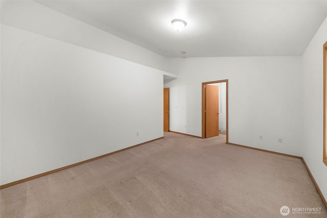 16520 85th Avenue Ct E, Puyallup, WA 98375