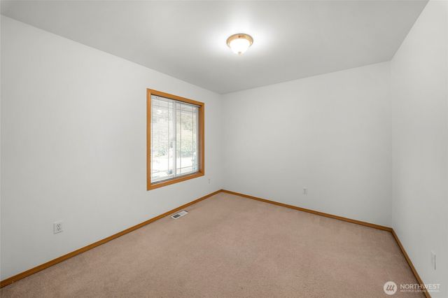 16520 85th Avenue Ct E, Puyallup, WA 98375