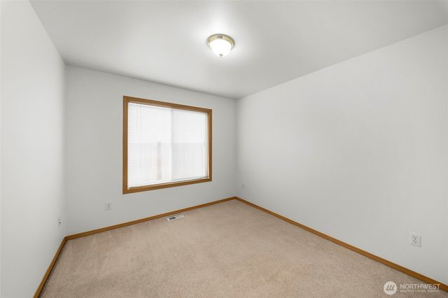 16520 85th Avenue Ct E, Puyallup, WA 98375