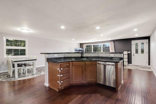 707 Augusta Street, Rice Lake, WI 54868