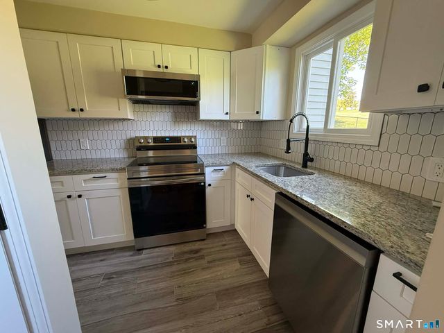 1001 Old Colony Road 2-4, Meriden, CT 06451