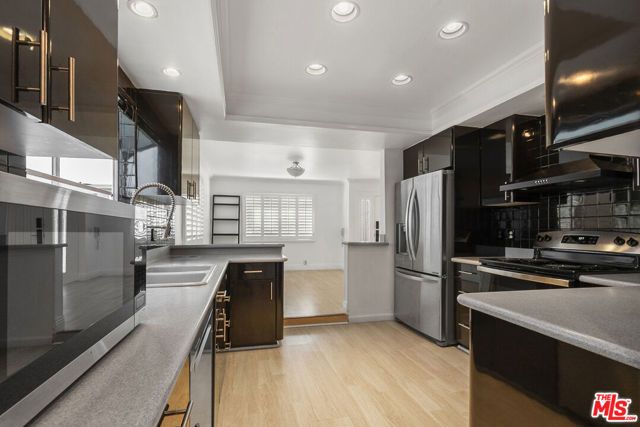 745 Oxford Avenue, Marina Del Rey, CA 90292