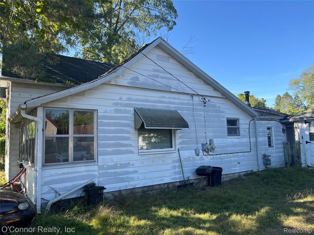 618 Green Street, Algonac, MI 48001