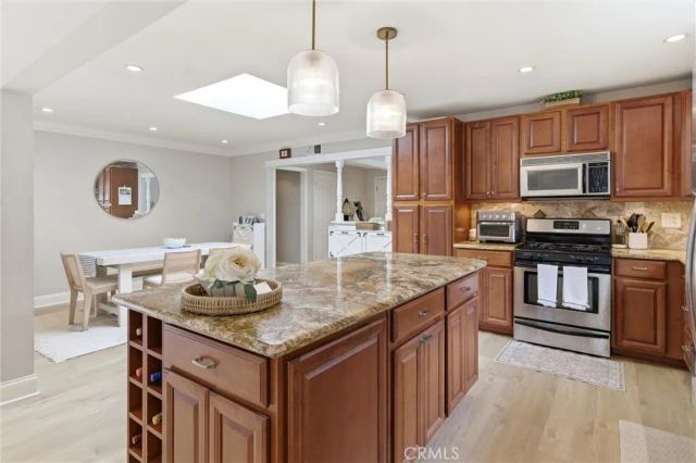 9700 Calendula Avenue, Westminster, CA 92683