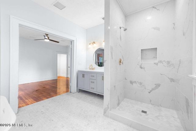 131 COTTAGE Avenue, Jacksonville, FL 32206