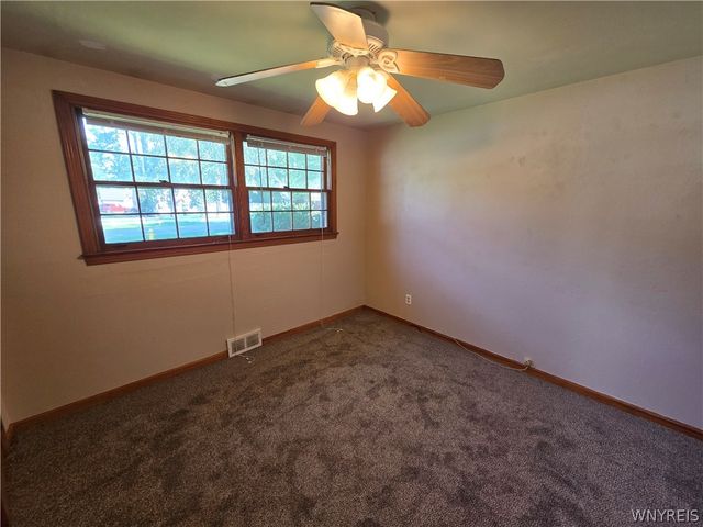 8401 Ericson Drive, Clarence, NY 14221